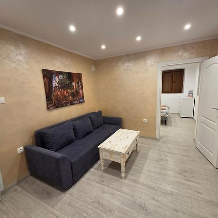 Guest House Dimant بورغاس المظهر الخارجي الصورة