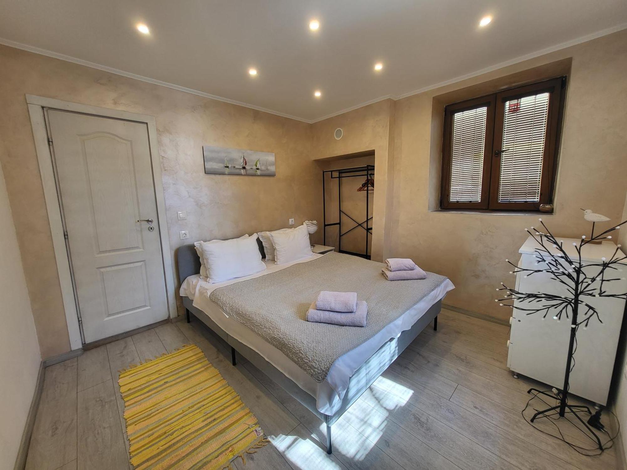 Guest House Dimant بورغاس المظهر الخارجي الصورة